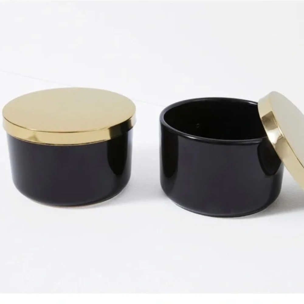 Z Galleries Multi Use Storage Containers